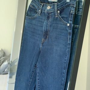Levi’s Mile High skinny size 27